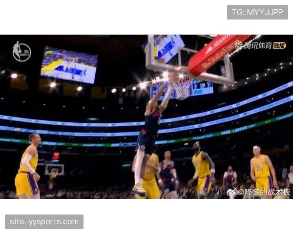 快船伦纳德末节8分难救主 进攻陷入单打模式缺乏战术变化